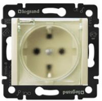 Розетка Valena 774120 евро с крышкой и шторками IP44 с/п слоновая кость